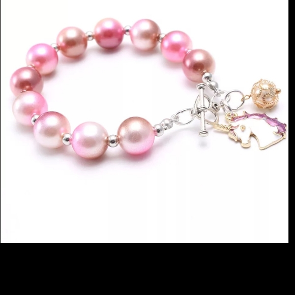 Jewerly - Picture 2 of 6